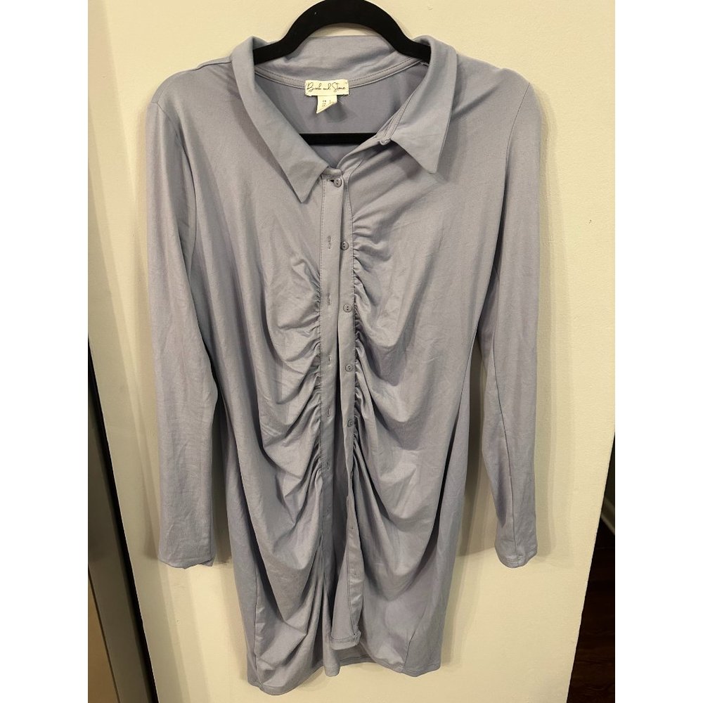 Birch and Stone Women's Gray Shirt Blouse Top Long Sleeve Size L Collared V-neck